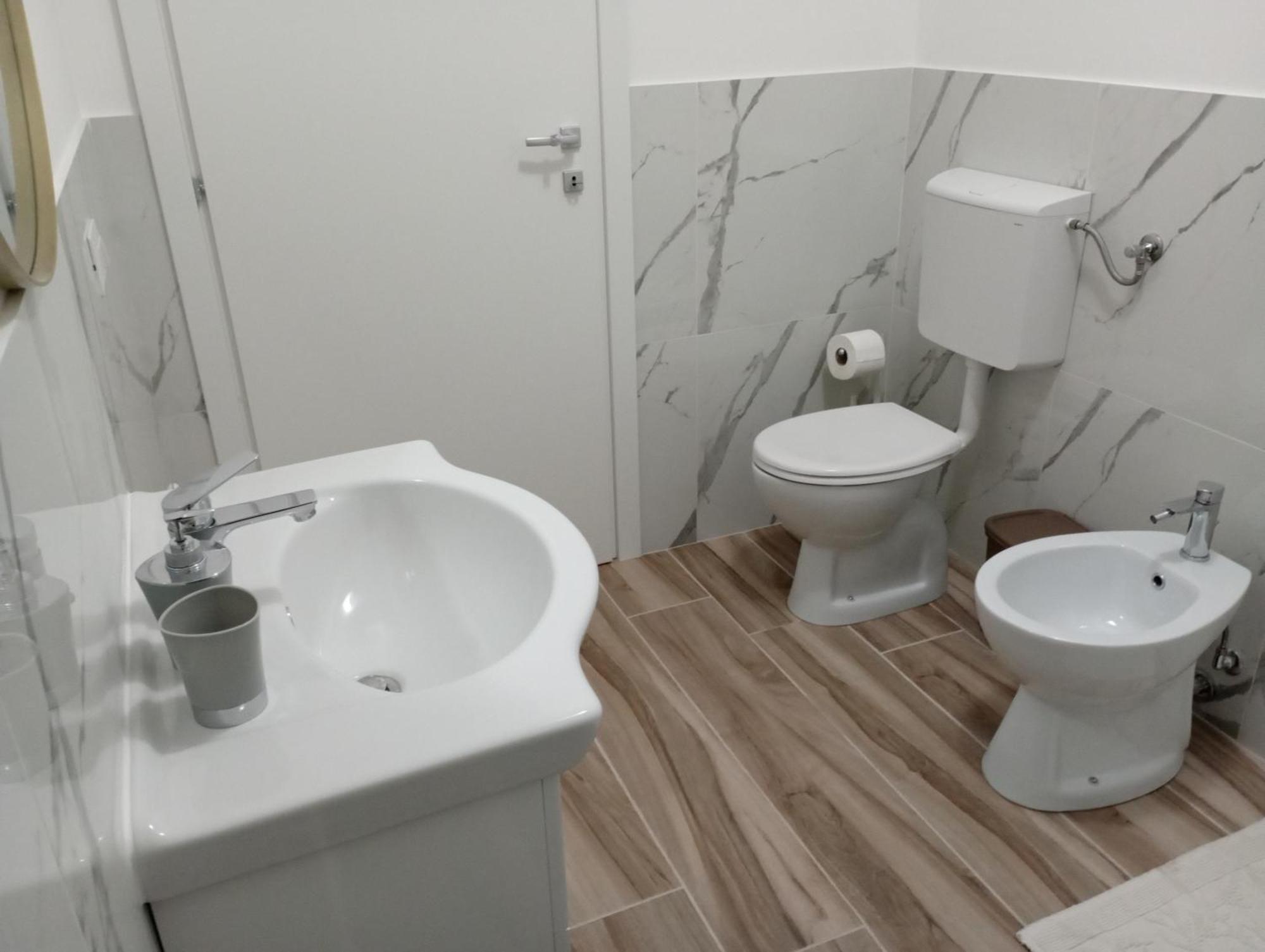 Niu Rooms Oristano Zewnętrze zdjęcie